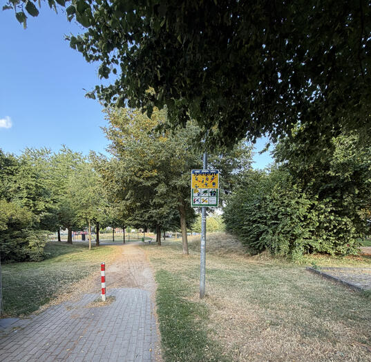 Weg Spielplatz